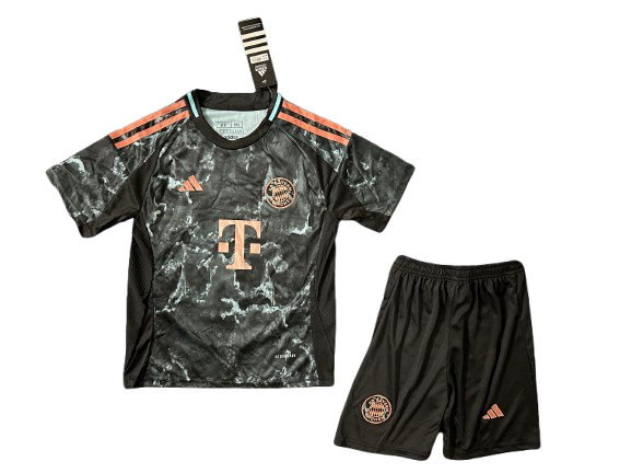 באיירן 24/25 חוץ ילדים