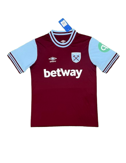 ווסטהאם 24/25 בית