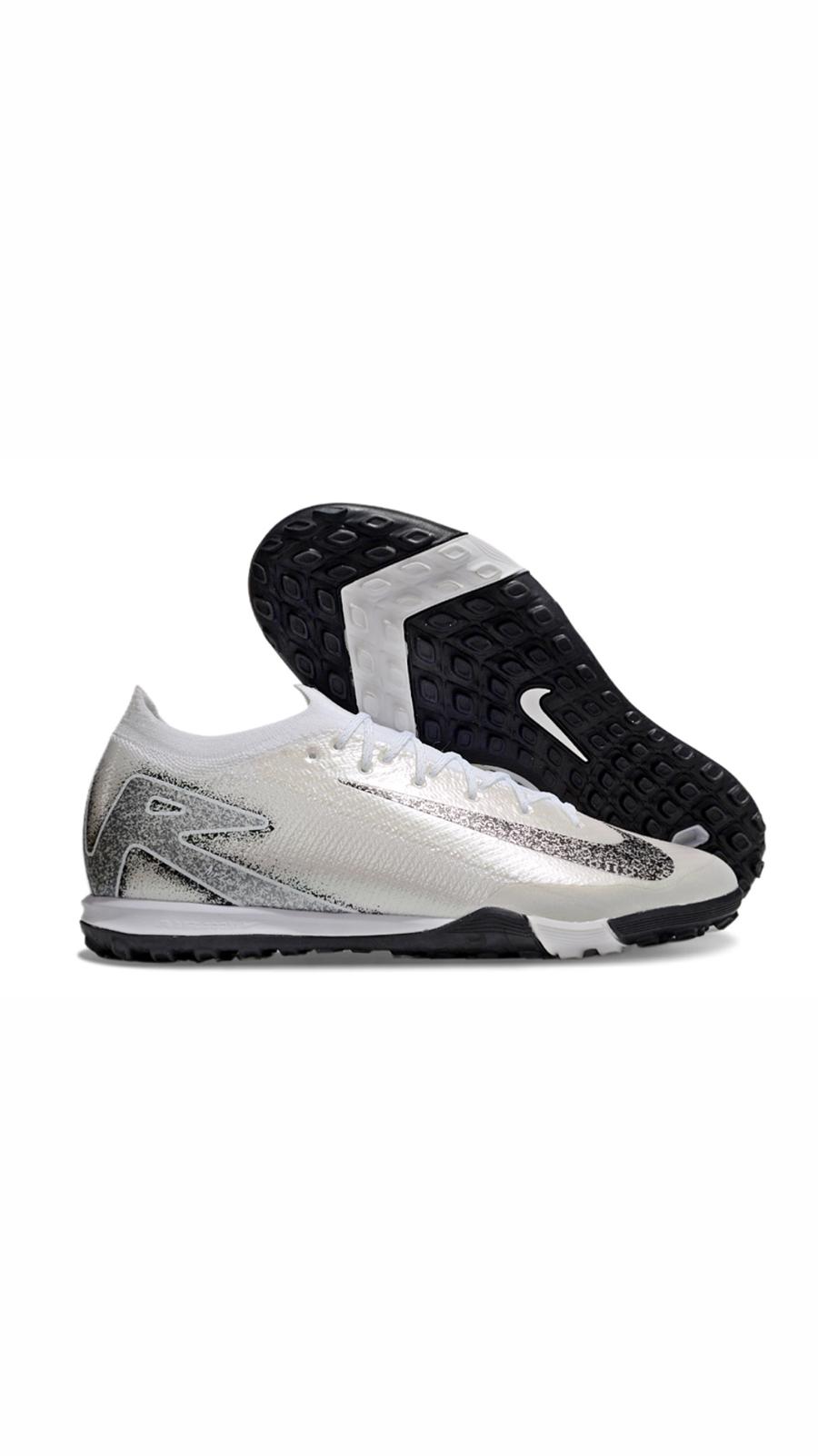 NIKE - CHROME SILVER TF