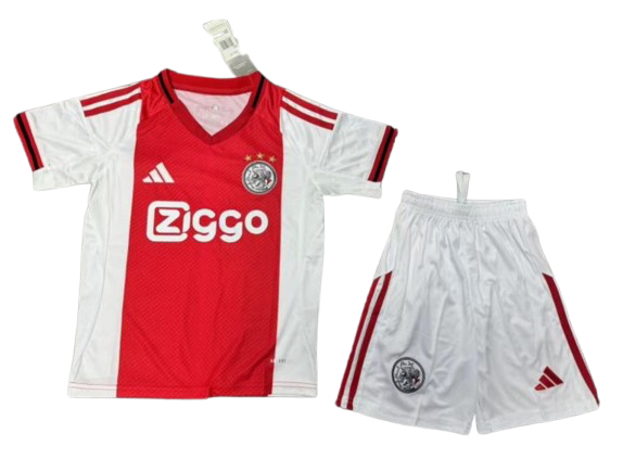 אייאקס 25/26 בית ילדים