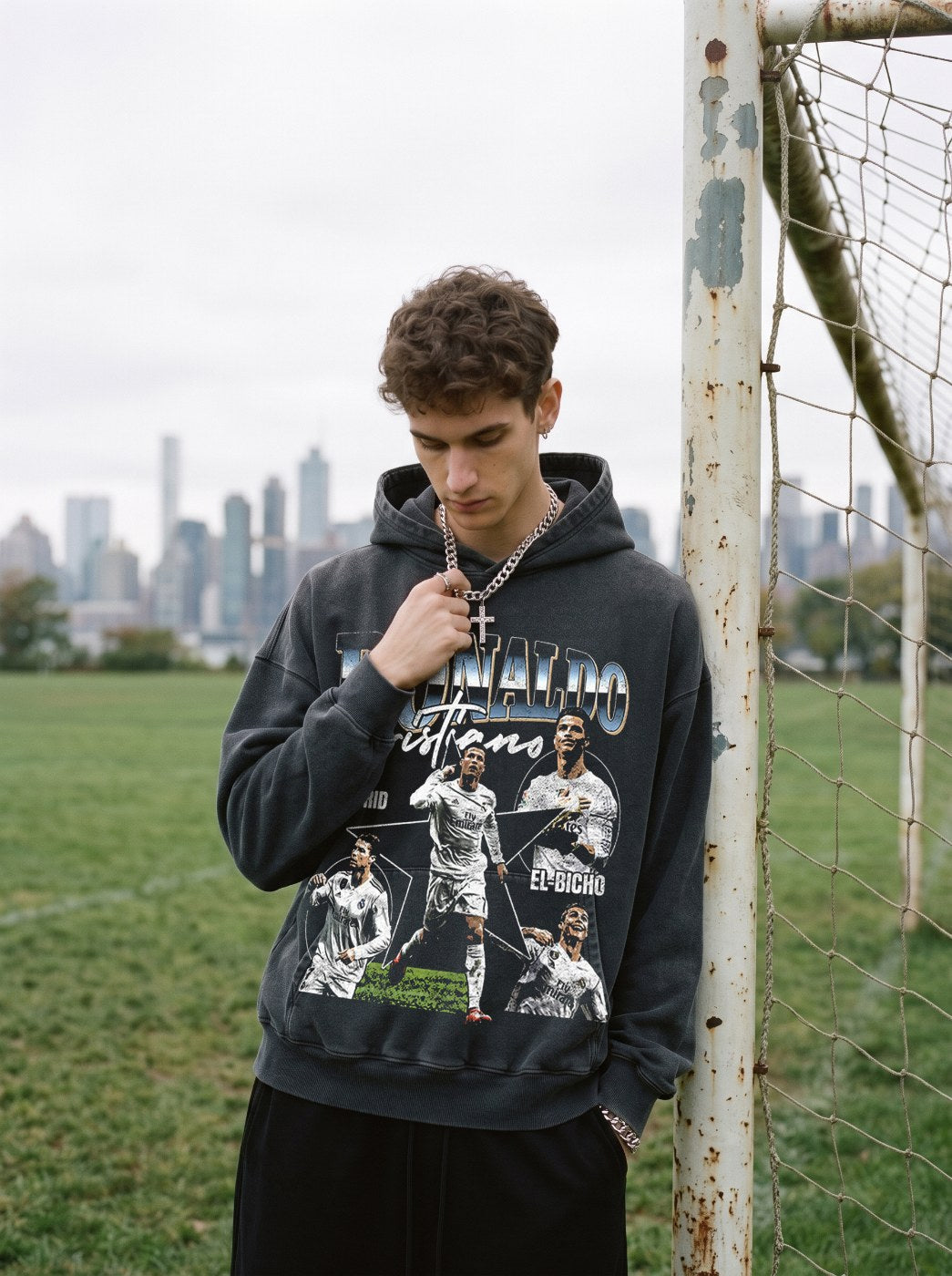 CRISTIANO RONALDO VINTAGE TEE · LAST MINUTE