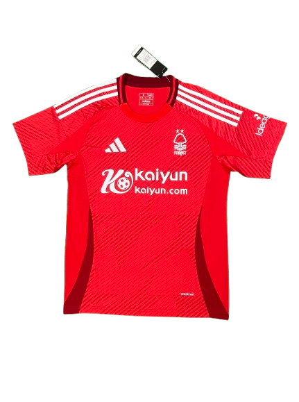 נוטינגהאם פורסט 24/25 בית