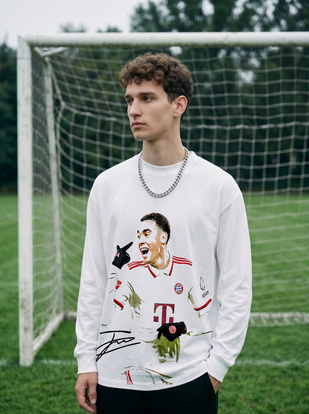 JAMAL MUSIALA LONG SLEEVE · GOLDEN BOOT
