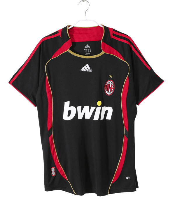 מילאן 2006/7 שלישית