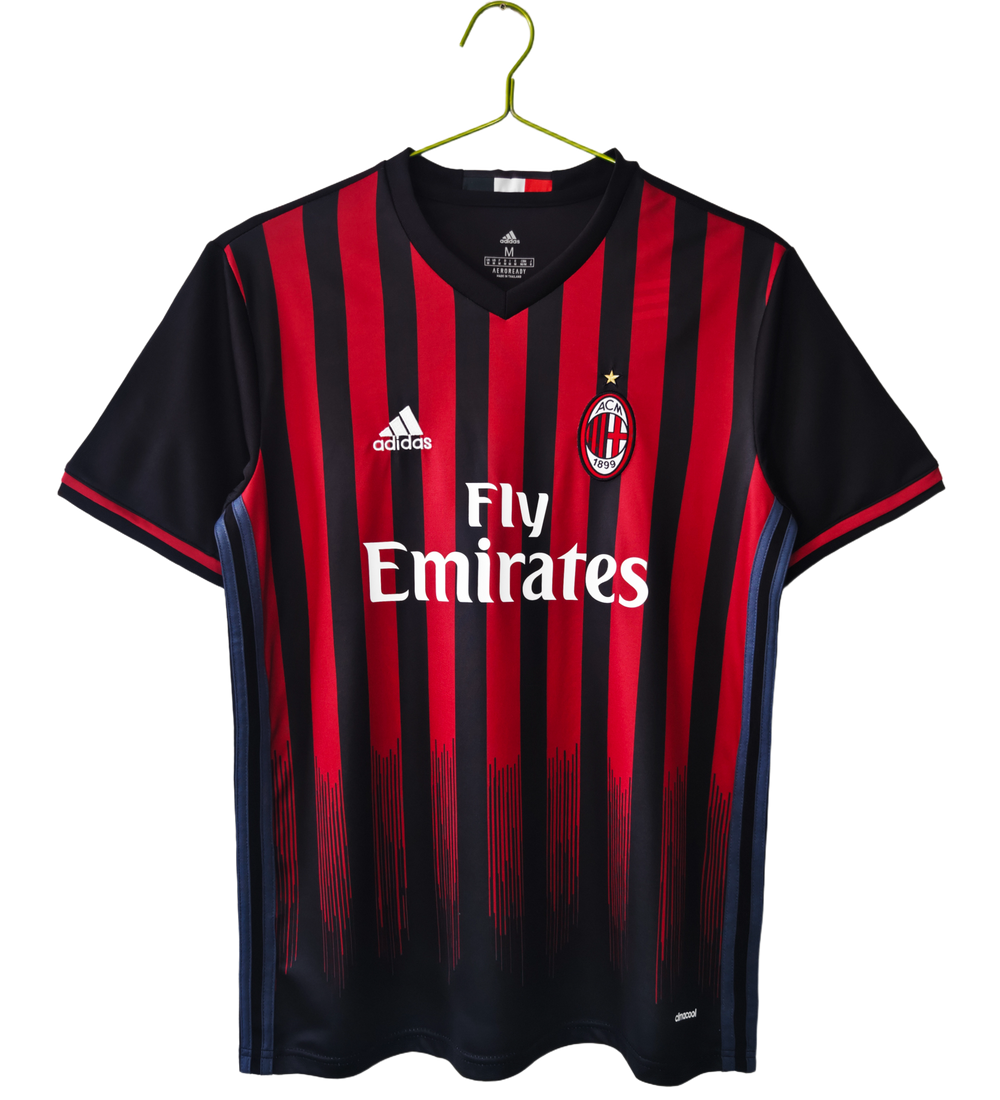 מילאן 2016/17 בית