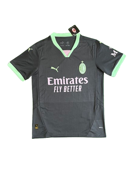 מילאן 24/25 שלישית