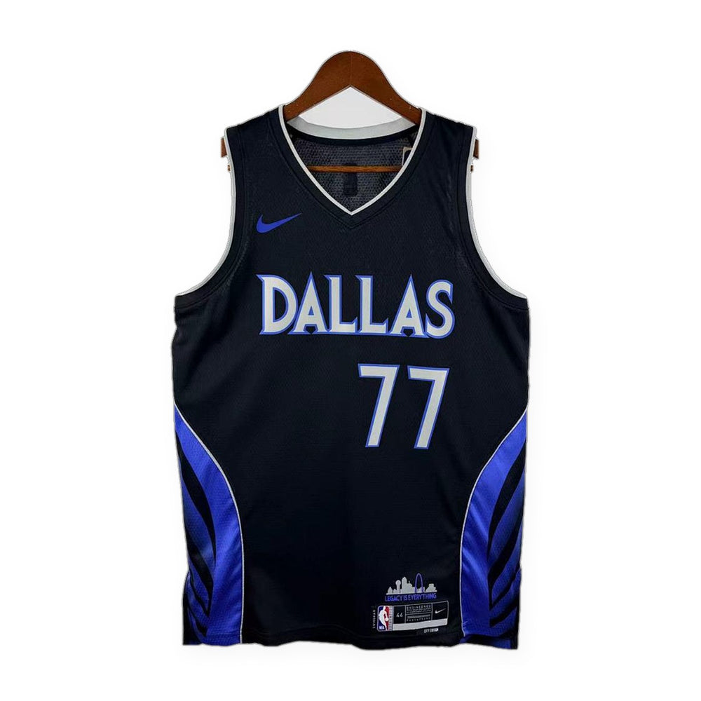 דאלאס מאבריקס 25/26 סיטי אדישן · DONCIC #77