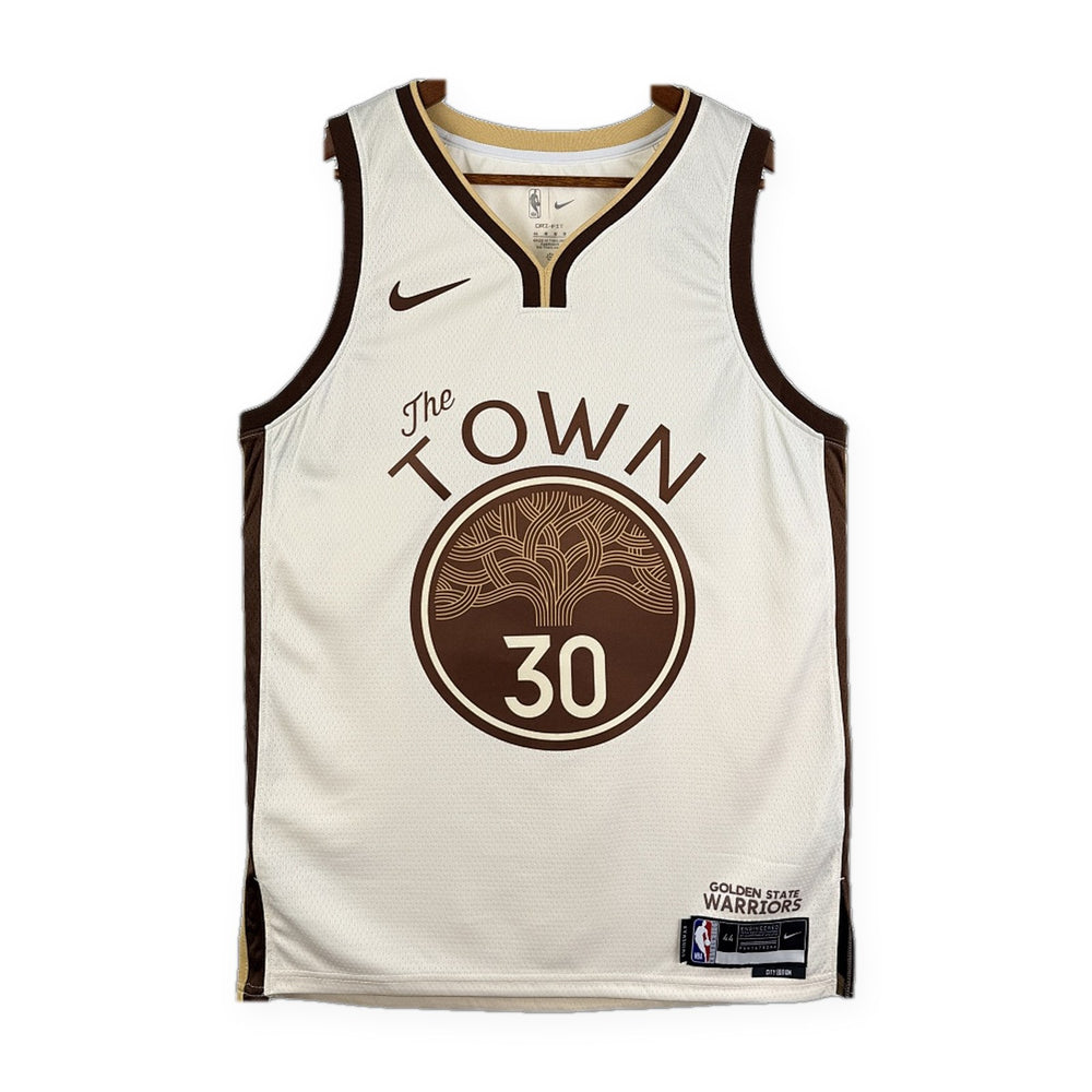 גולדן סטייט ווריורס 25/26 סיטי אדישן · CURRY #30
