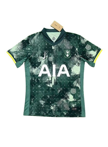 טוטנהאם 24/25 שלישית